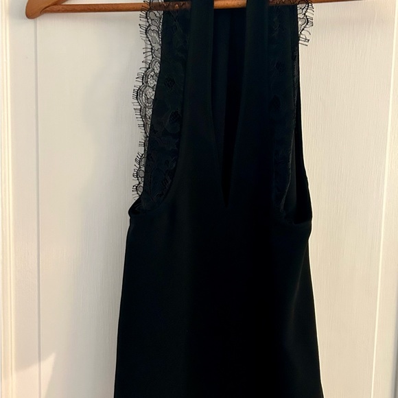 AUTHENTIC NWT. alice + olivia  Black sleeveless blouse with back detail . - Picture 6 of 9